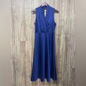 AKRIS Blue Sleeveless Midi Dress